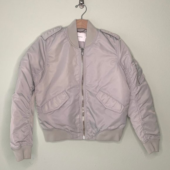 Aritzia Talula Whitby Bomber Jacket Dove/Gray Size M - Picture 1 of 9